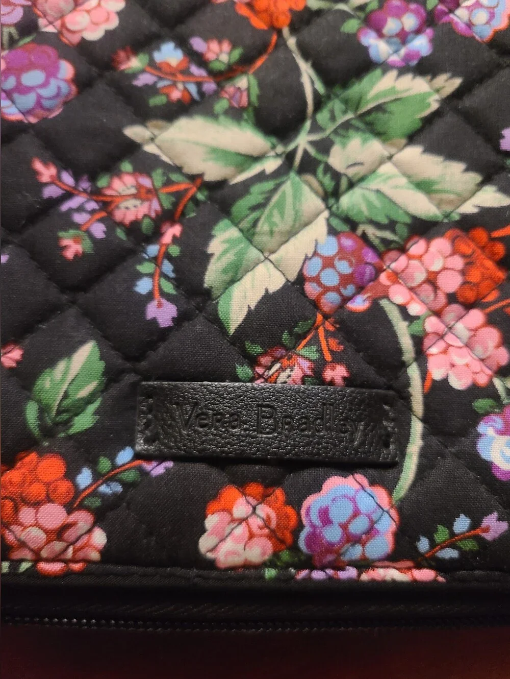 Vera Wang Tablet Case/ Organizer Quilted